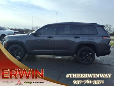 Certified 2023 Jeep Grand Cherokee L Laredo image 4