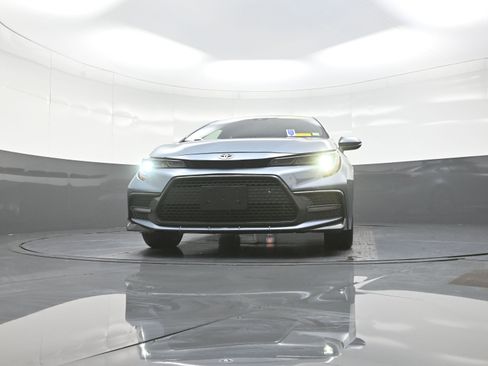 Used 2020 Toyota Corolla SE FWD image 10