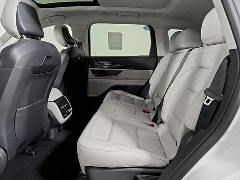 Used 2026 Lincoln Nautilus Reserve w/ Jet Appearance Package AWD/4WD image 9