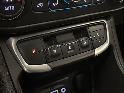 Certified 2022 GMC Terrain SLT w/ Tech Package image 33