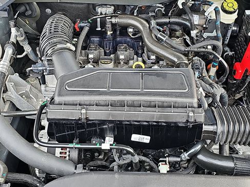 Used 2025 Ford Escape ST-Line image 28