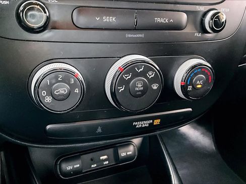 Used 2019 Kia Soul image 30