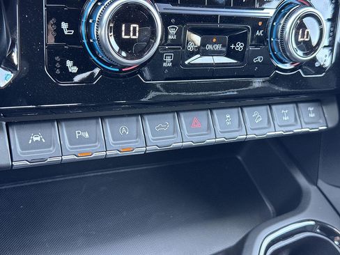 New 2026 GMC Sierra 1500 AT4X w/ AT4X AEV Edition AWD/4WD image 18