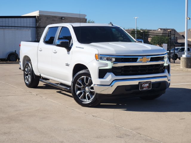 Used 2022 Chevrolet Silverado 1500 LT RWD image 2