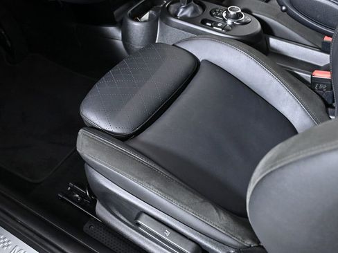 Used 2024 MINI Cooper SE image 25