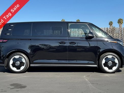 New 2025 Volkswagen ID. Buzz Pro S image 4