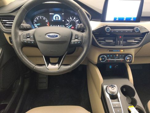 Used 2020 Ford Escape SEL image 22