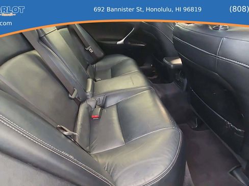 Used 2010 Lexus IS 250 RWD image 19