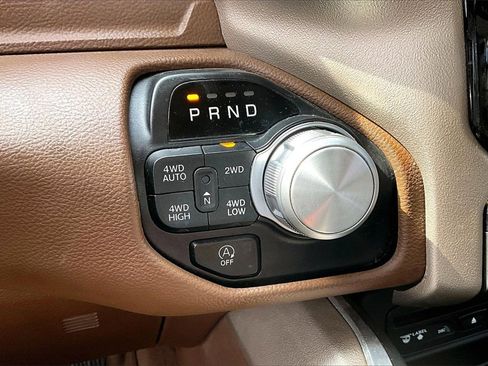 Used 2019 RAM 1500 Laramie image 18