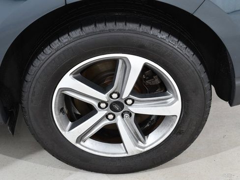 Used 2024 Ford Edge SEL w/ Convenience Package image 24