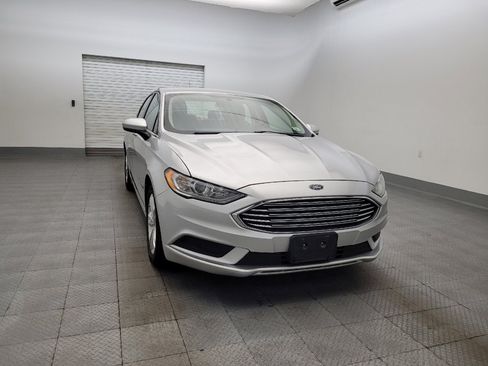 Used 2018 Ford Fusion SE image 14