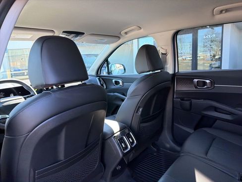 New 2026 Kia Sorento S image 21