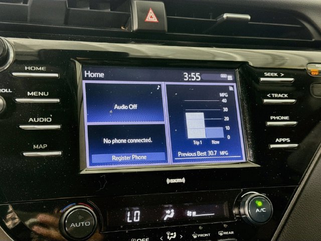 Used 2020 Toyota Camry SE w/ Carpet Mat Package FWD image 14