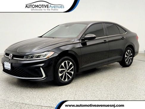 Used 2025 Volkswagen Jetta S FWD image 1