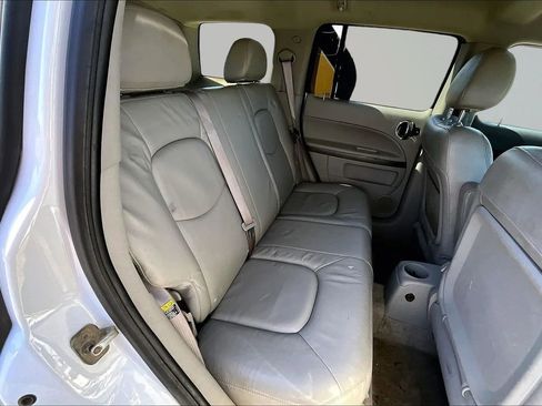 Used 2007 Chevrolet HHR LT FWD image 12