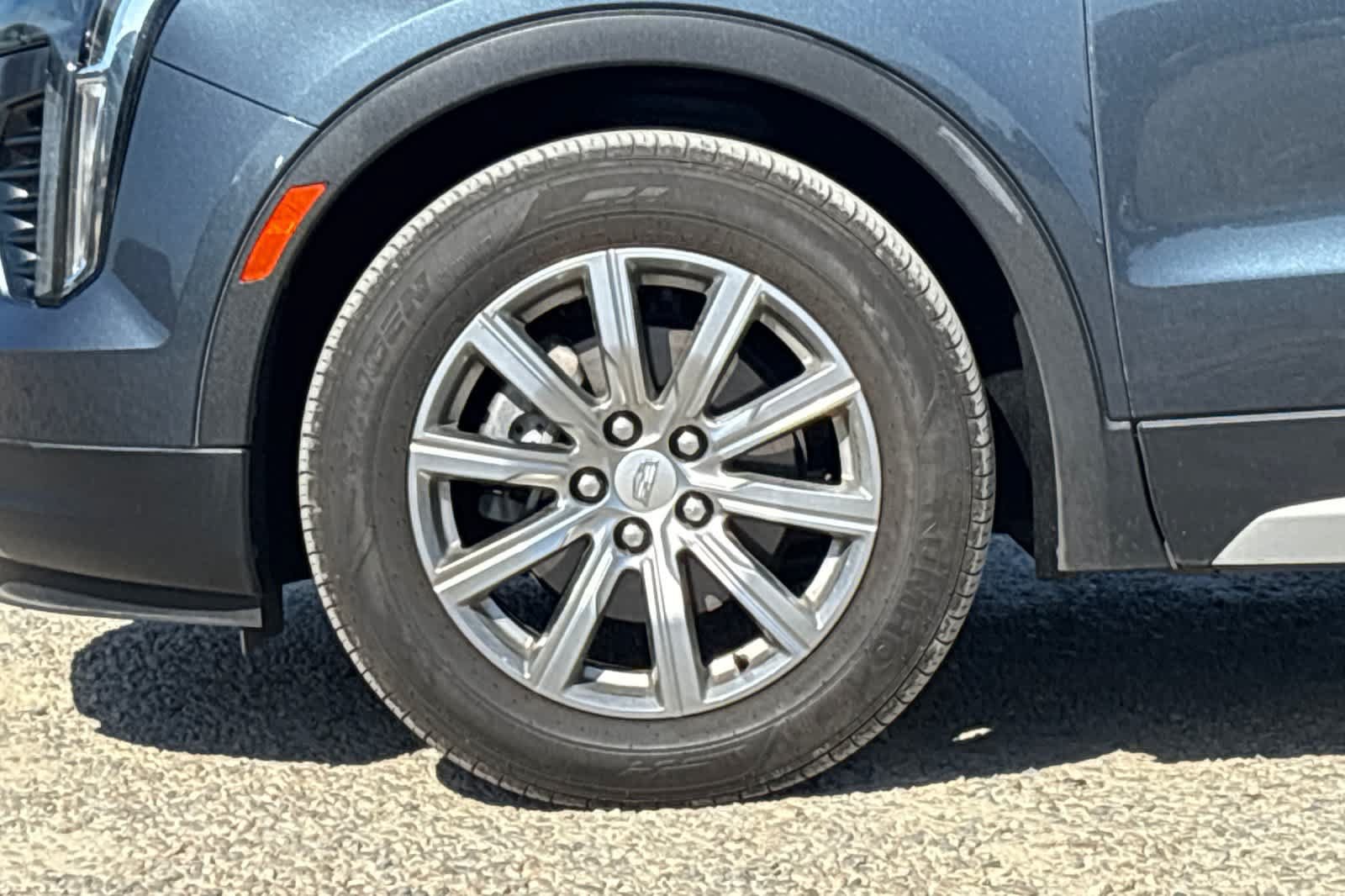 Used 2019 Cadillac XT4 Premium Luxury FWD image 11