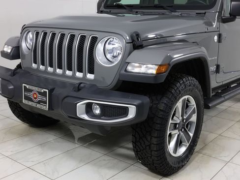 Used 2019 Jeep Wrangler Unlimited Sahara w/ Safety Group AWD/4WD image 45