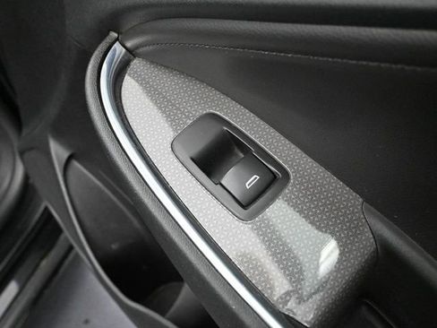 Used 2019 Chevrolet Malibu LT w/ Leather Package image 40