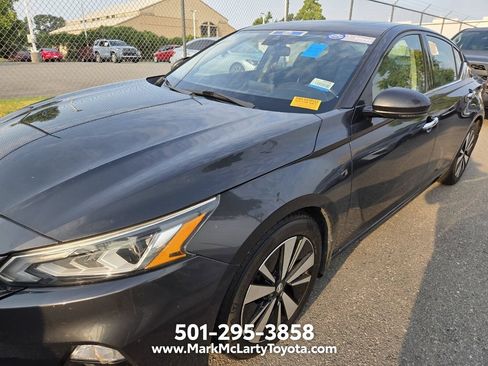 Used 2022 Nissan Altima 2.5 SL FWD image 4