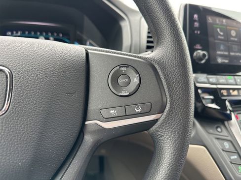 Used 2024 Honda Odyssey EX image 22