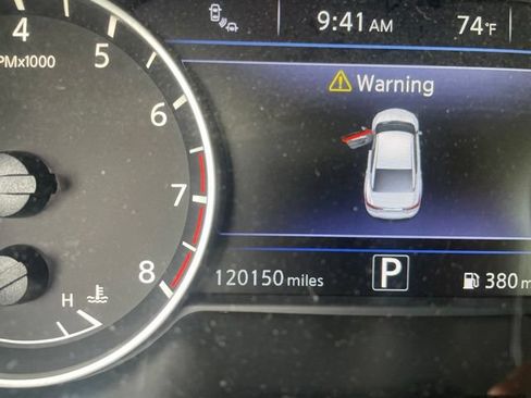 Used 2016 Nissan Maxima Platinum FWD image 11