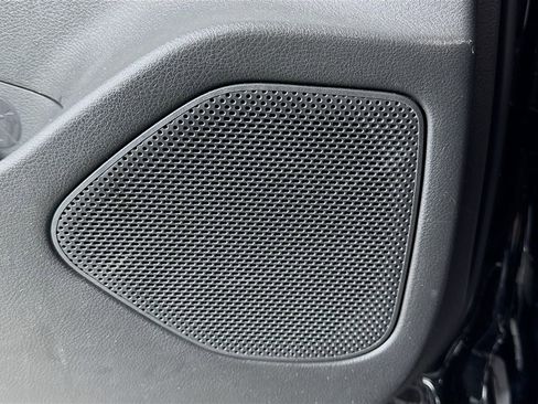 Used 2023 Nissan Rogue S image 24