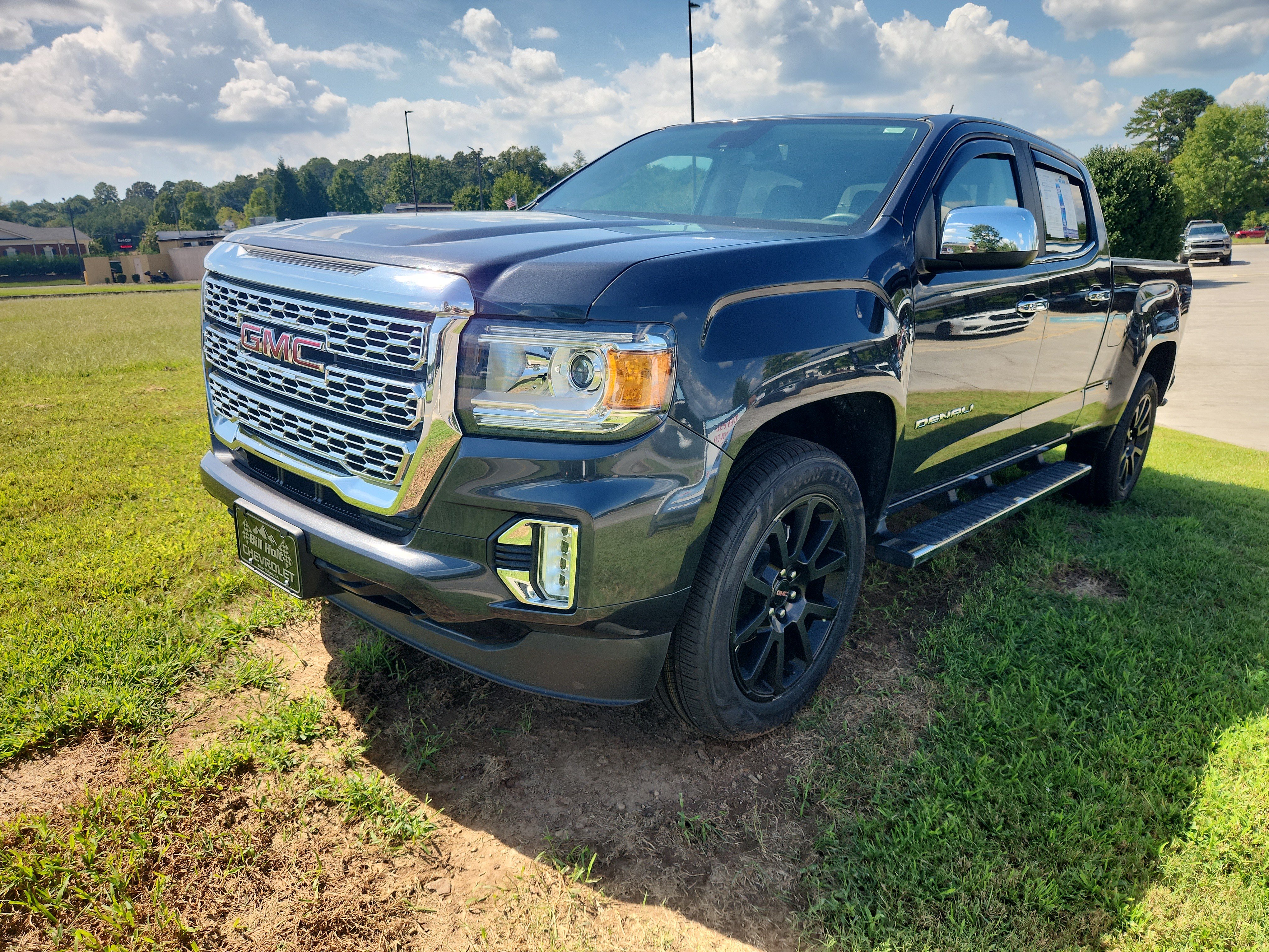 Used 2022 GMC Canyon Denali AWD/4WD image 8