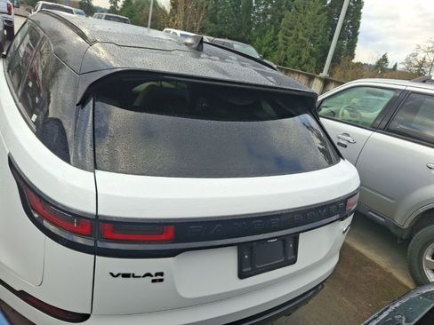 Used 2021 Land Rover Range Rover Velar R-Dynamic S image 7