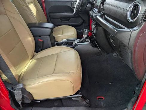 Certified 2018 Jeep Wrangler Unlimited Sahara w/ Dual Top Group image 37