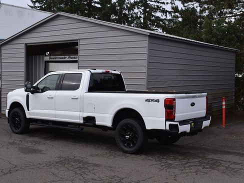 New 2026 Ford F250 XLT w/ XLT Premium Package image 4