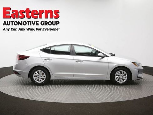 Used 2019 Hyundai Elantra SE w/ Cargo Package FWD image 44