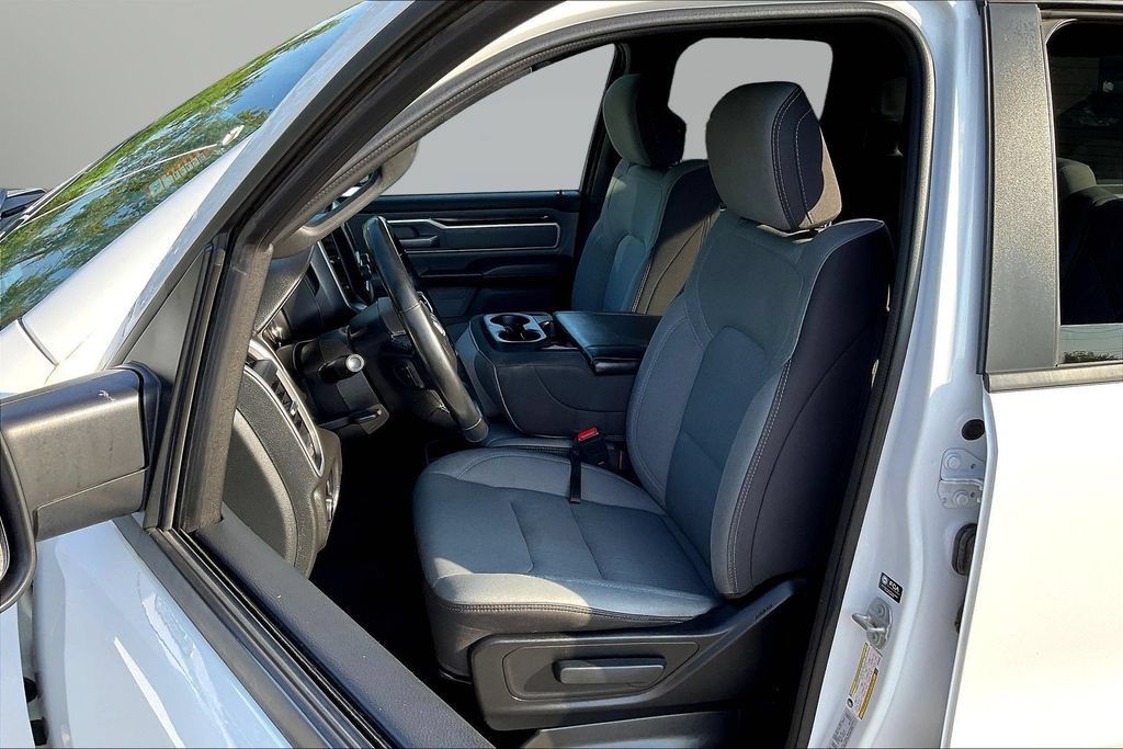 Used 2022 RAM 1500 Big Horn AWD/4WD image 21