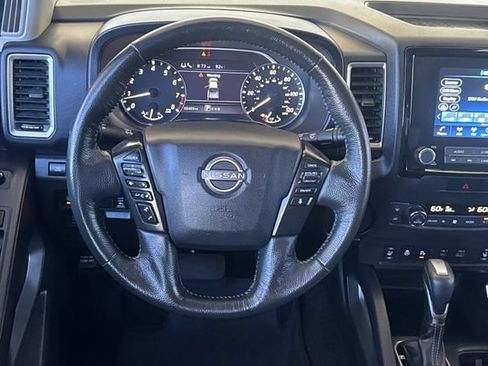 Certified 2022 Nissan Frontier SV RWD image 15