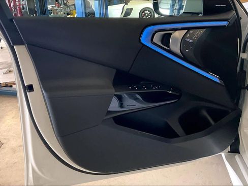 New 2026 BMW X3 xDrive30 image 10