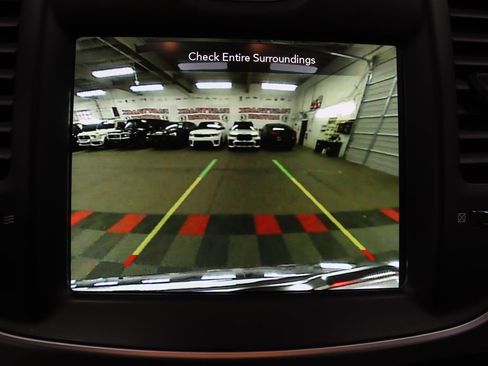 Used 2022 Chrysler 300 Touring image 24