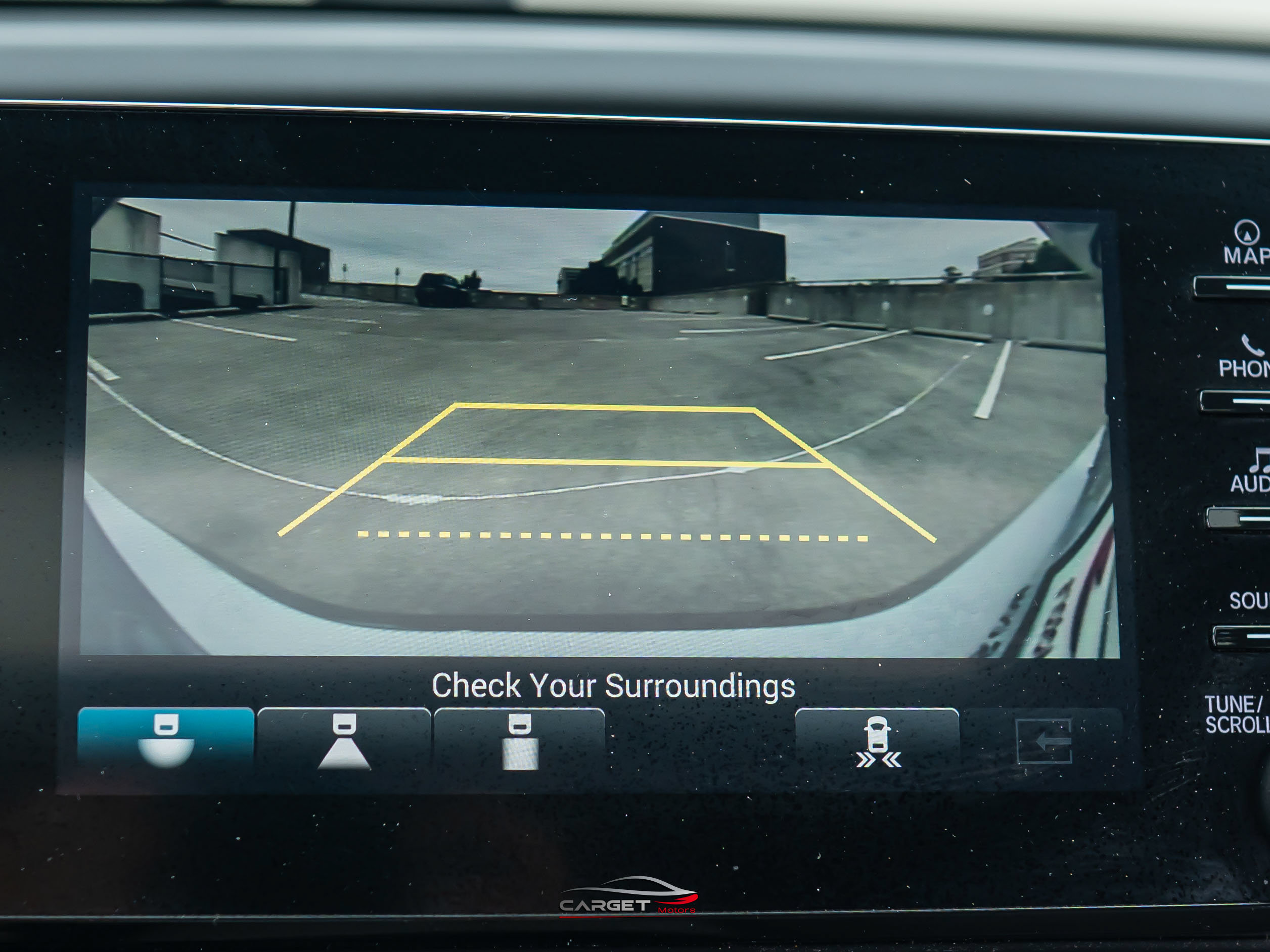 Used 2020 Honda Accord Touring image 30