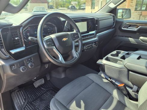 Used 2024 Chevrolet Silverado 1500 LT w/ Protection Package RWD image 12