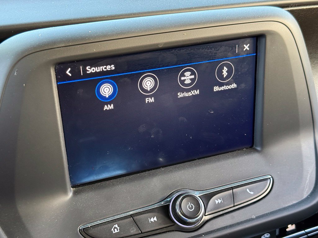 Used 2023 Chevrolet Camaro LT RWD image 3