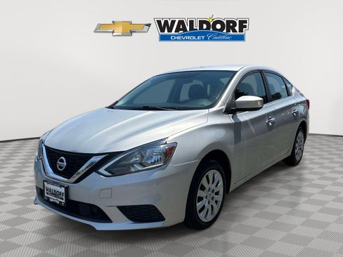 Used 2019 Nissan Sentra S FWD image 3
