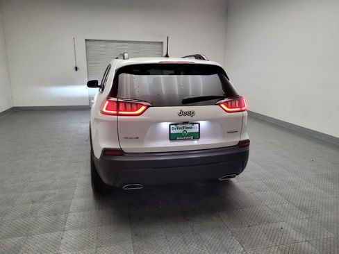 Used 2022 Jeep Cherokee Latitude Lux w/ Sun & Sound Group AWD/4WD image 6