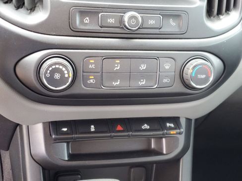 Used 2021 Chevrolet Colorado W/T w/ Custom Special Edition image 23