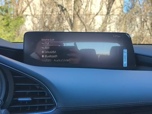 New 2026 MAZDA MAZDA3 Hatchback w/Premium Plus Pkg image 18