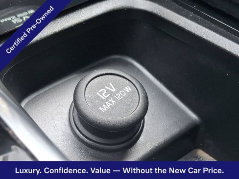 Certified 2023 Volvo XC90 B6 Plus AWD/4WD image 27