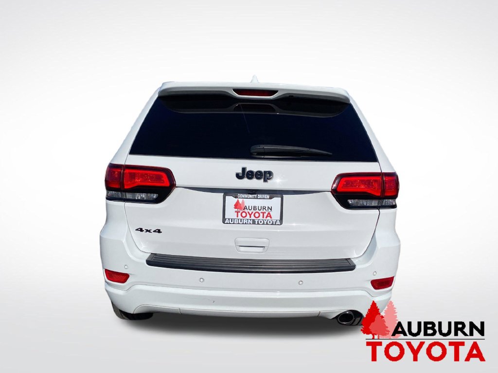 Used 2020 Jeep Grand Cherokee Altitude AWD/4WD image 6