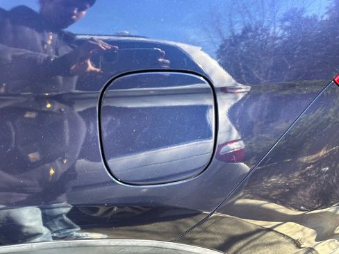 Used 2015 Honda CR-V LX image 18