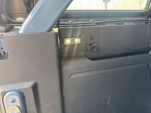 Used 2025 Ford Bronco Outer Banks image 13