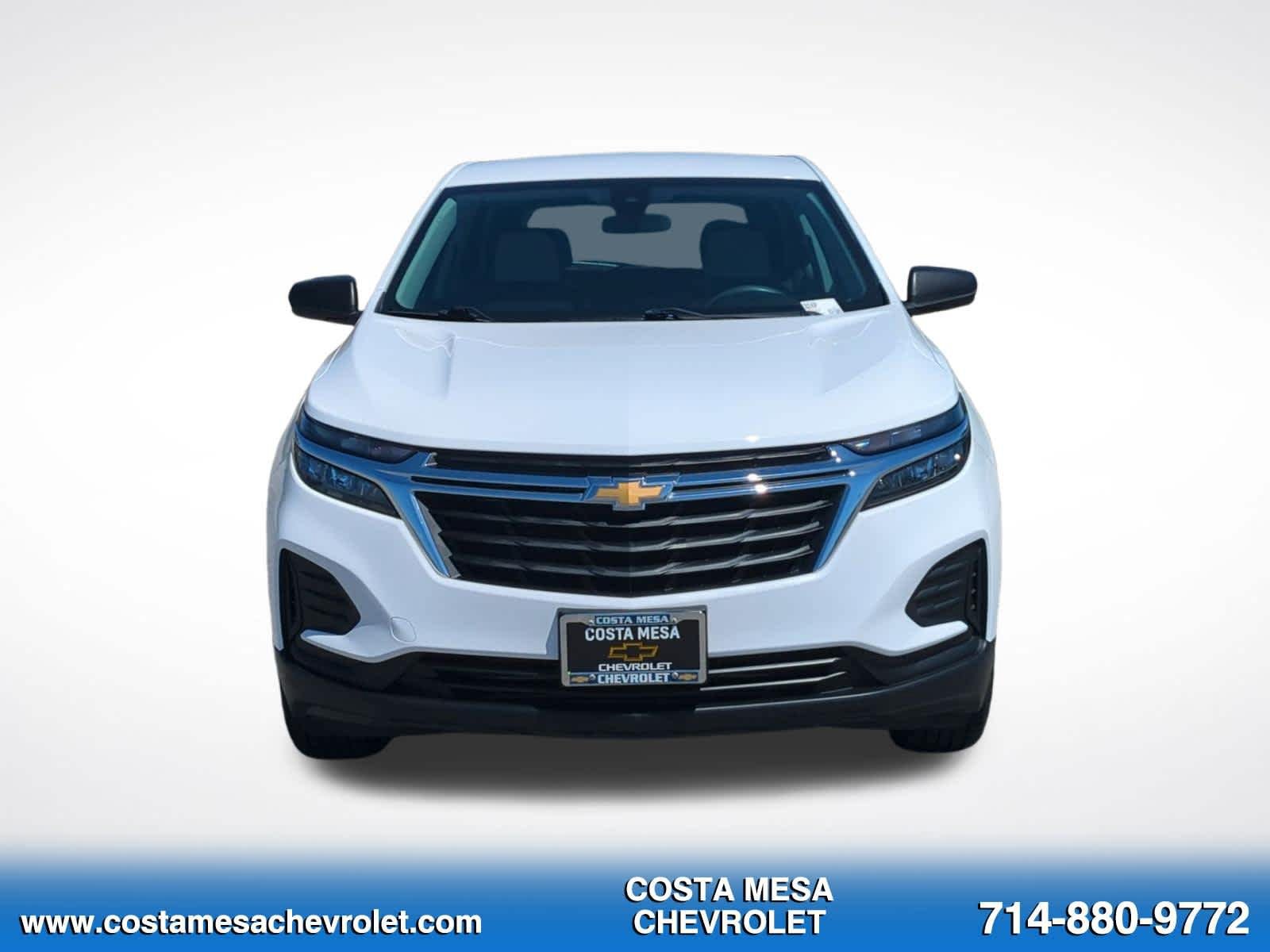 Used 2022 Chevrolet Equinox LS w/ LPO, Cargo Package AWD/4WD image 2