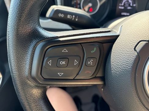 Used 2024 Jeep Gladiator Sport AWD/4WD image 11