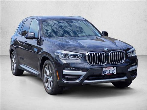 Used 2021 BMW X3 xDrive30e w/ Executive Package AWD/4WD image 3