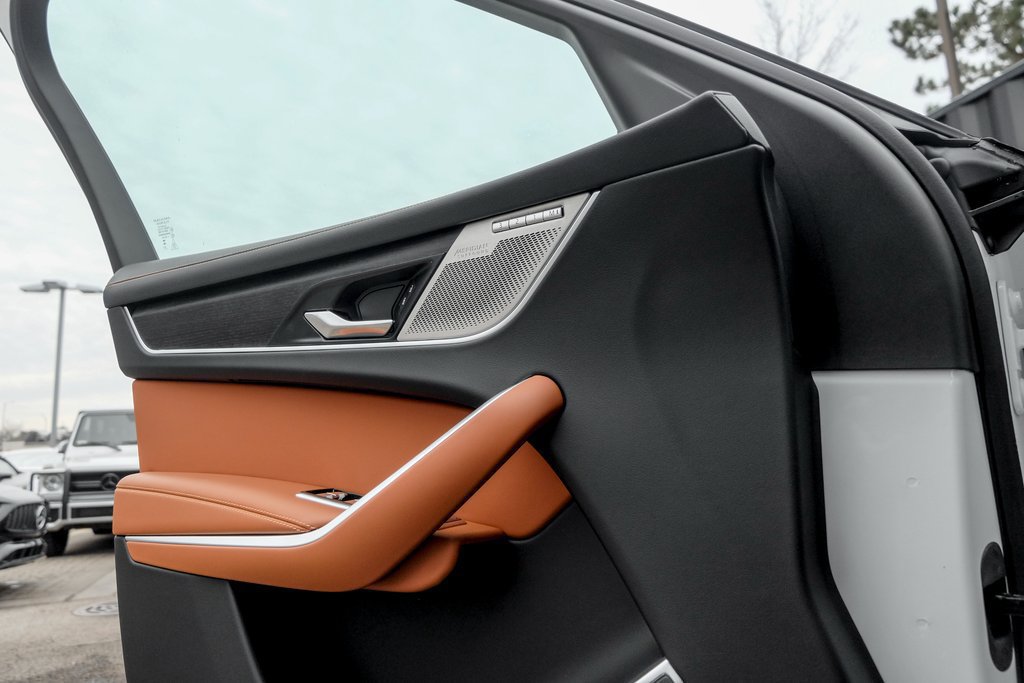 New 2026 Jaguar F-PACE R-Dynamic S AWD/4WD image 11